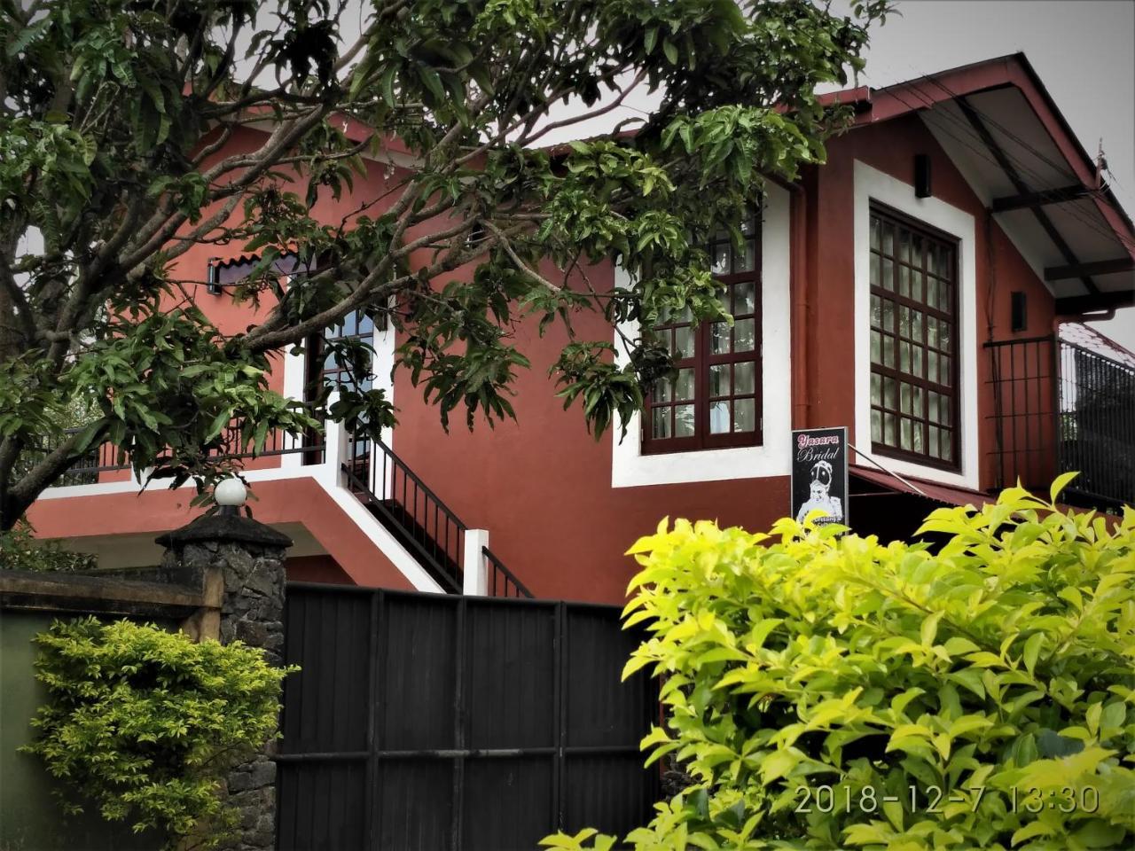Nilas Guesthouse Hikkaduwa Exterior foto